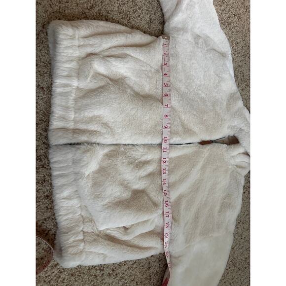 Thread & Supply Faux Fur Jacket with Pockets Cream White Women's Size S - Picture 9 of 10